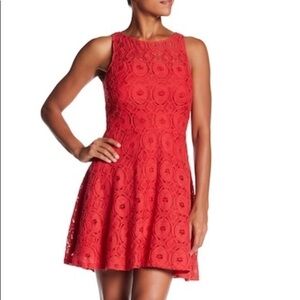BB Dakota Red Lace Fit & Flare Sleeveless Dress Size 10 Cocktail Party Wedding